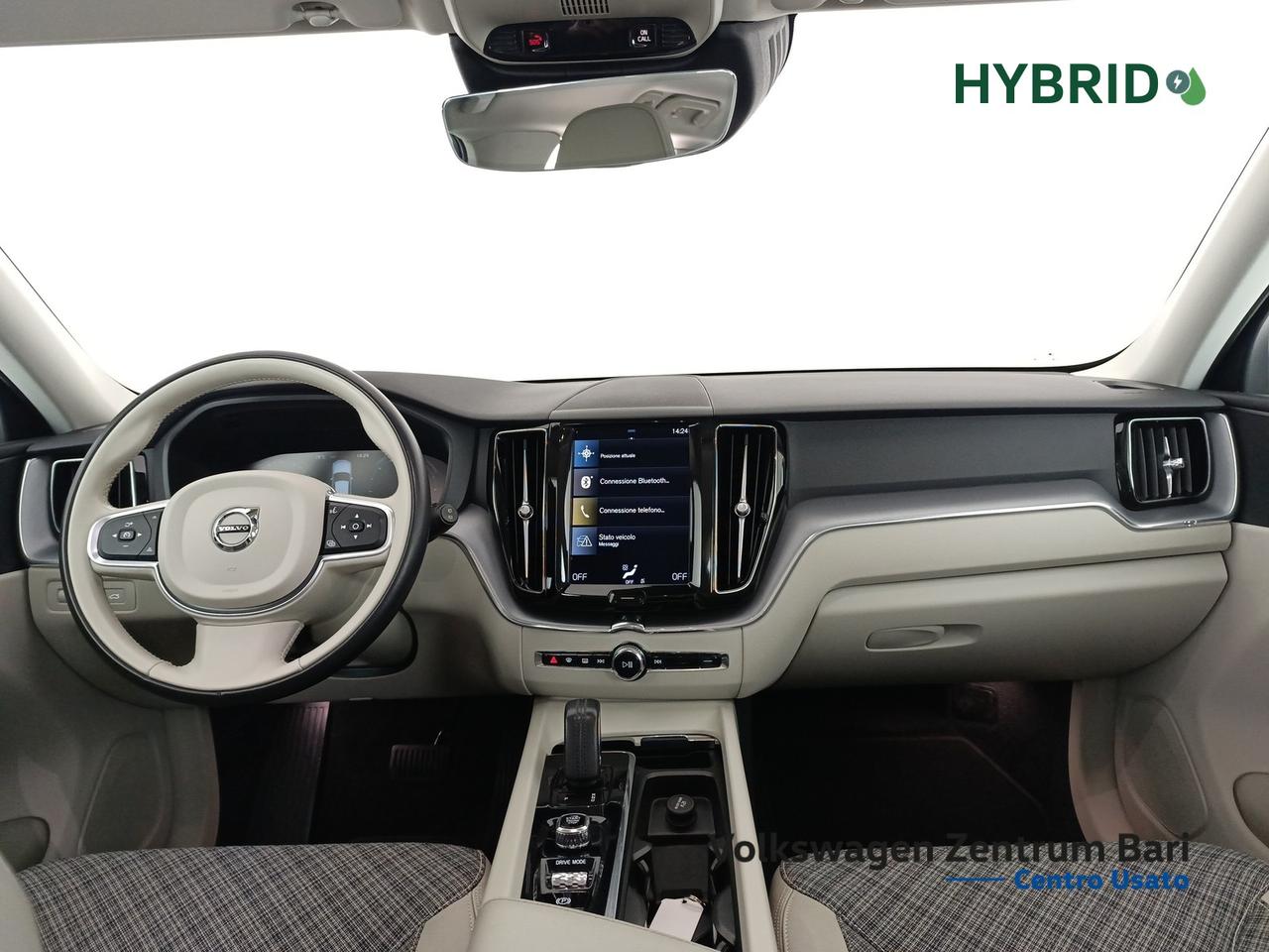 Volvo XC60 2.0 b4 momentum pro auto