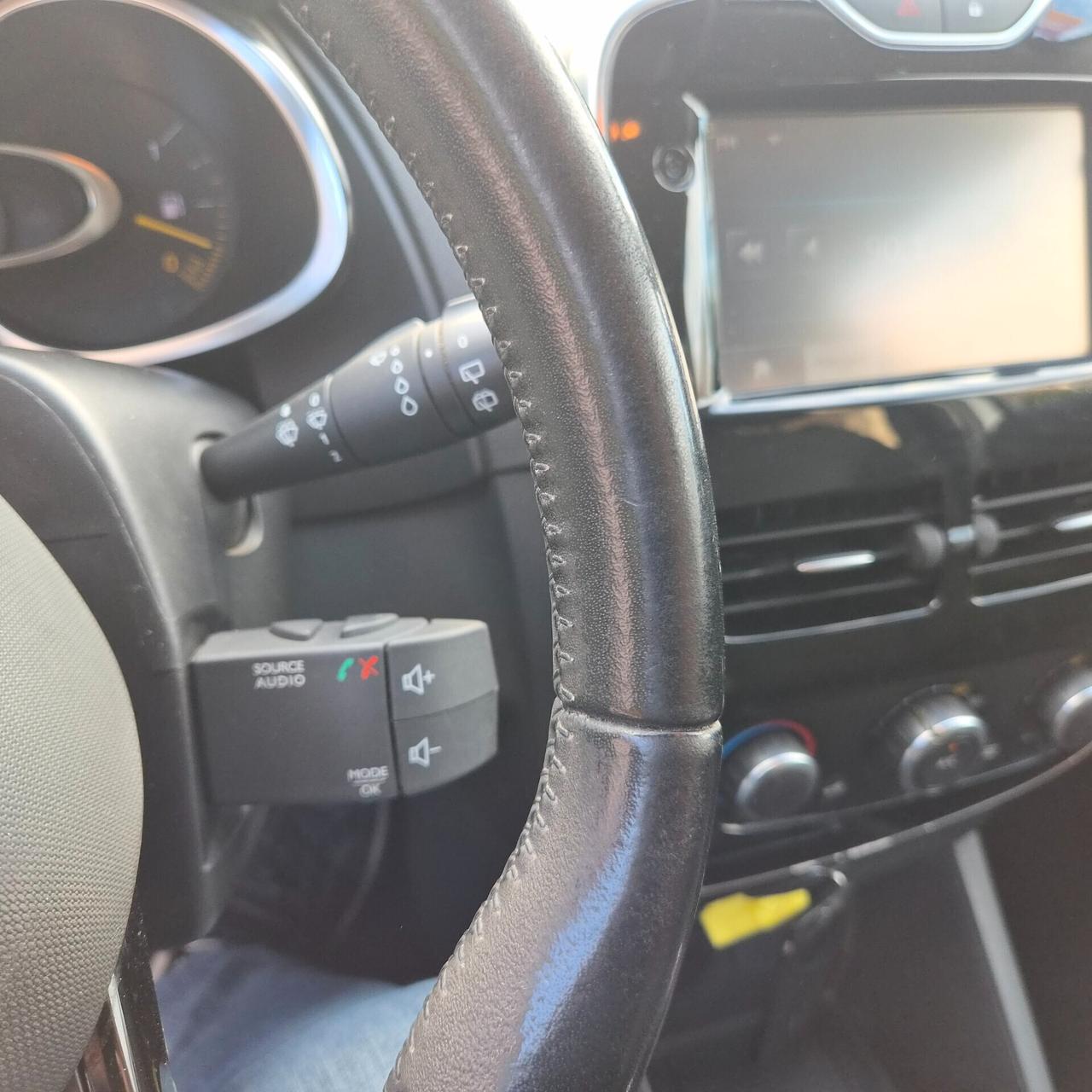 Renault Clio 1.5 dCi 8V 75CV 5 porte Costume National