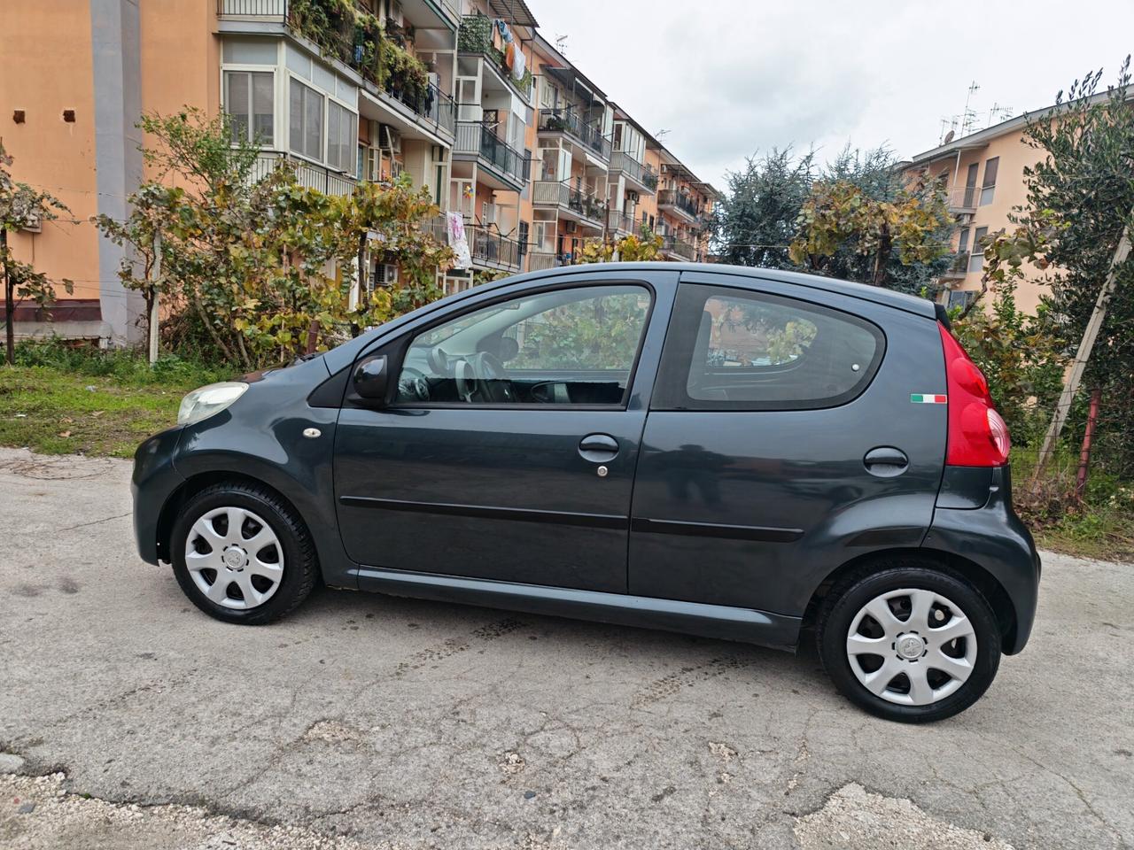 Peugeot 107 RESTYLING CON CARPLAY FUNZIONA TUTTO