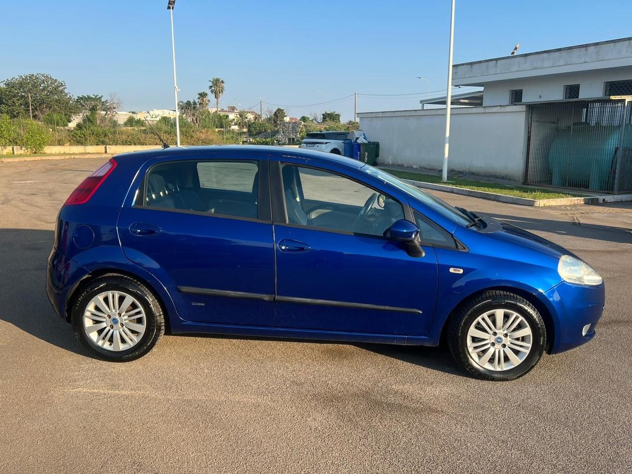 Fiat Grande Punto 1.3 MJT 90 CV 5 porte Dynamic
