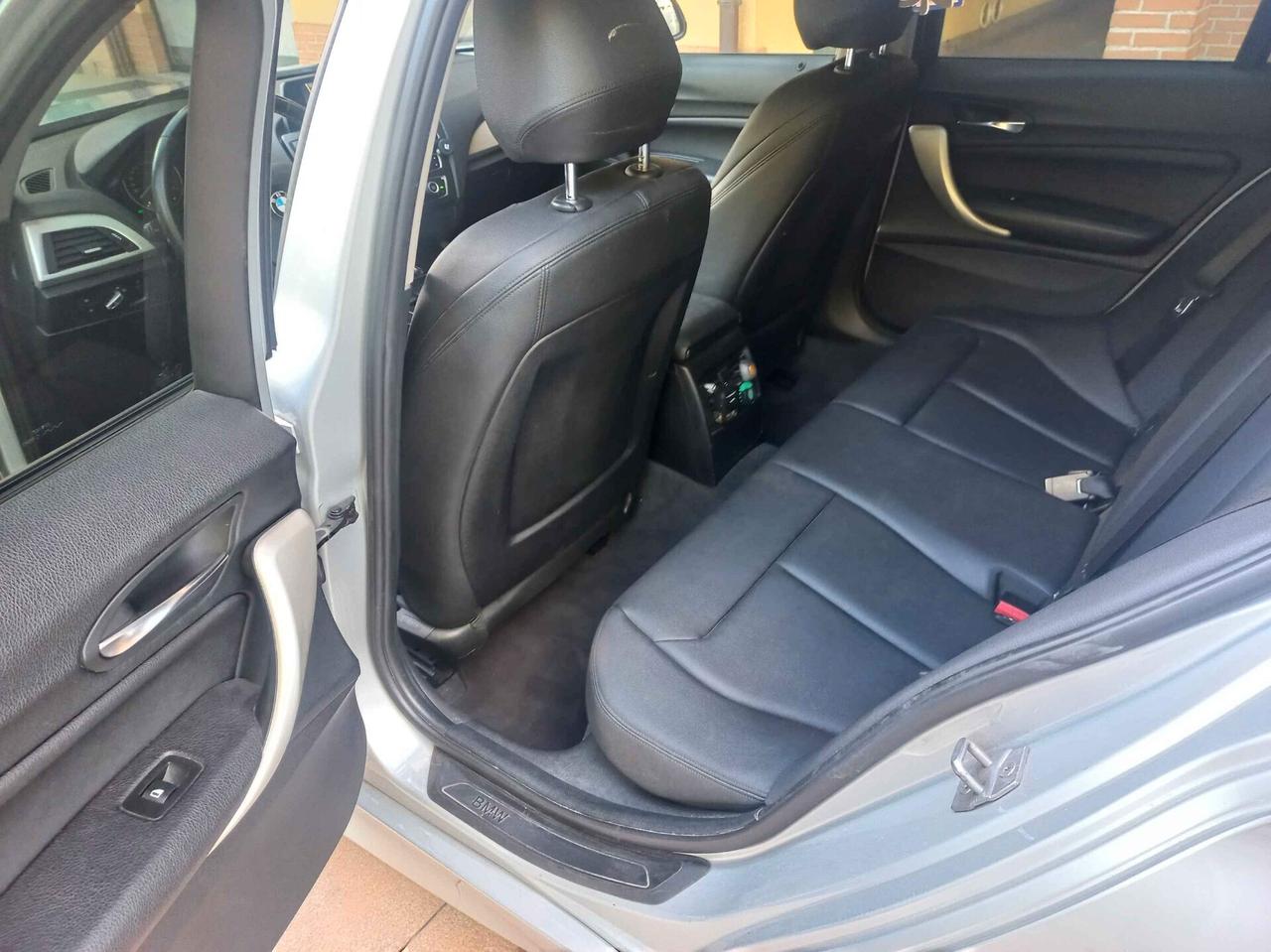 Bmw 118 118d 5p. Business