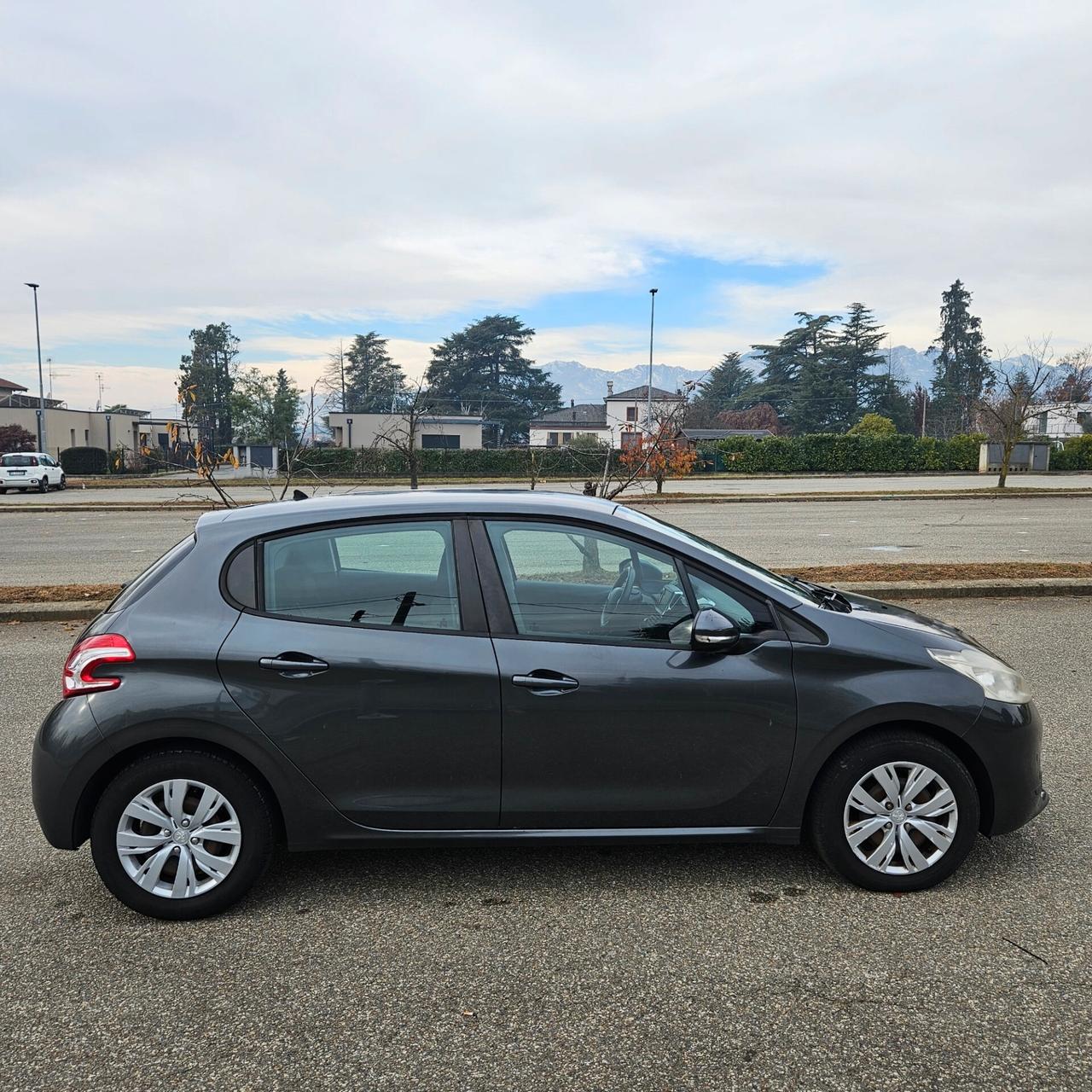 Peugeot 208 PureTech 82 5 porte Active