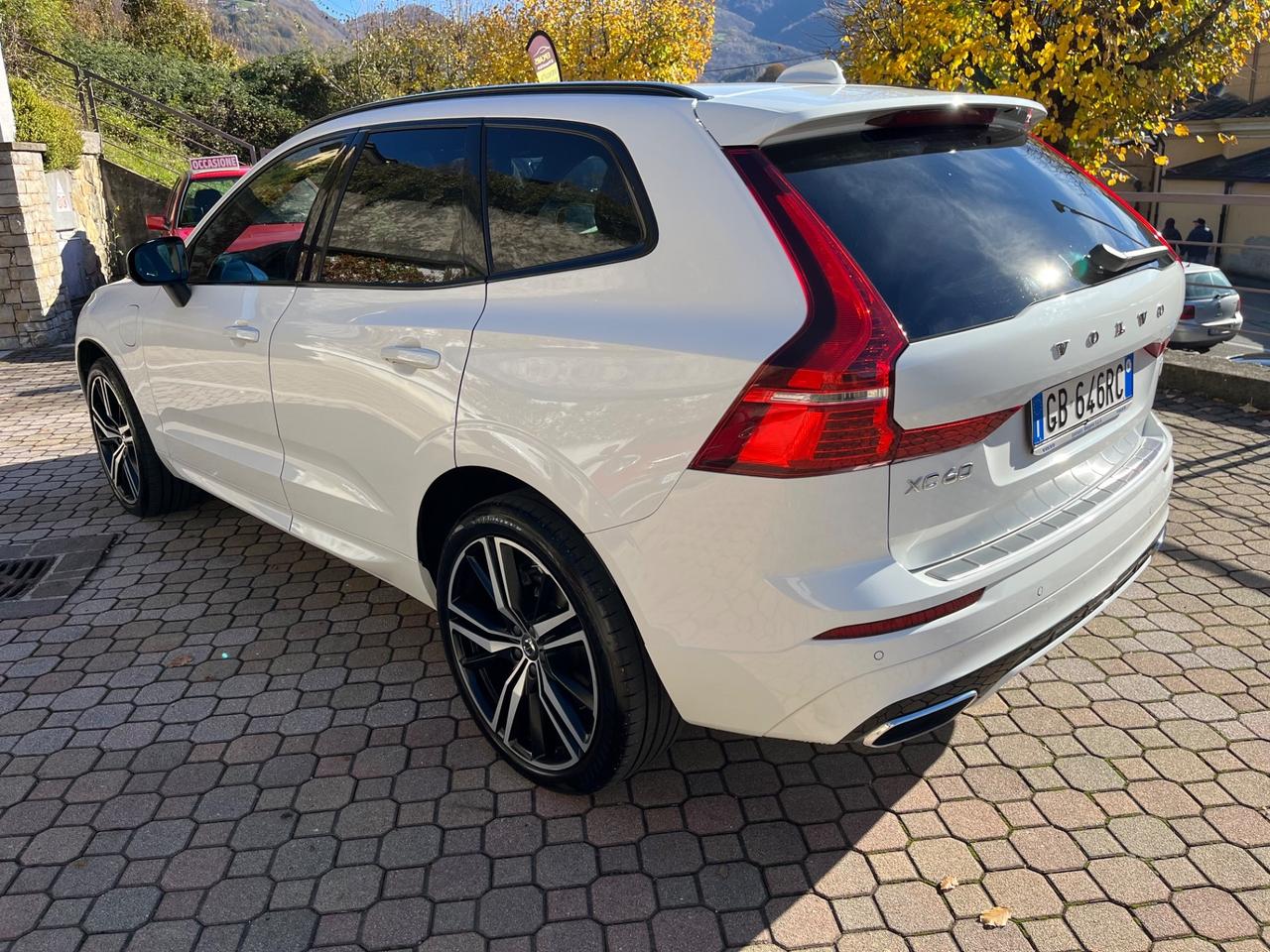 Volvo XC 60 XC60 T6 Recharge Plug-in Hybrid AWD R-design