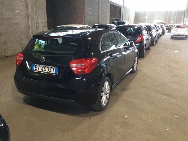 Mercedes-Benz A 180d Sport 1.5 dCi 110cv Automatic