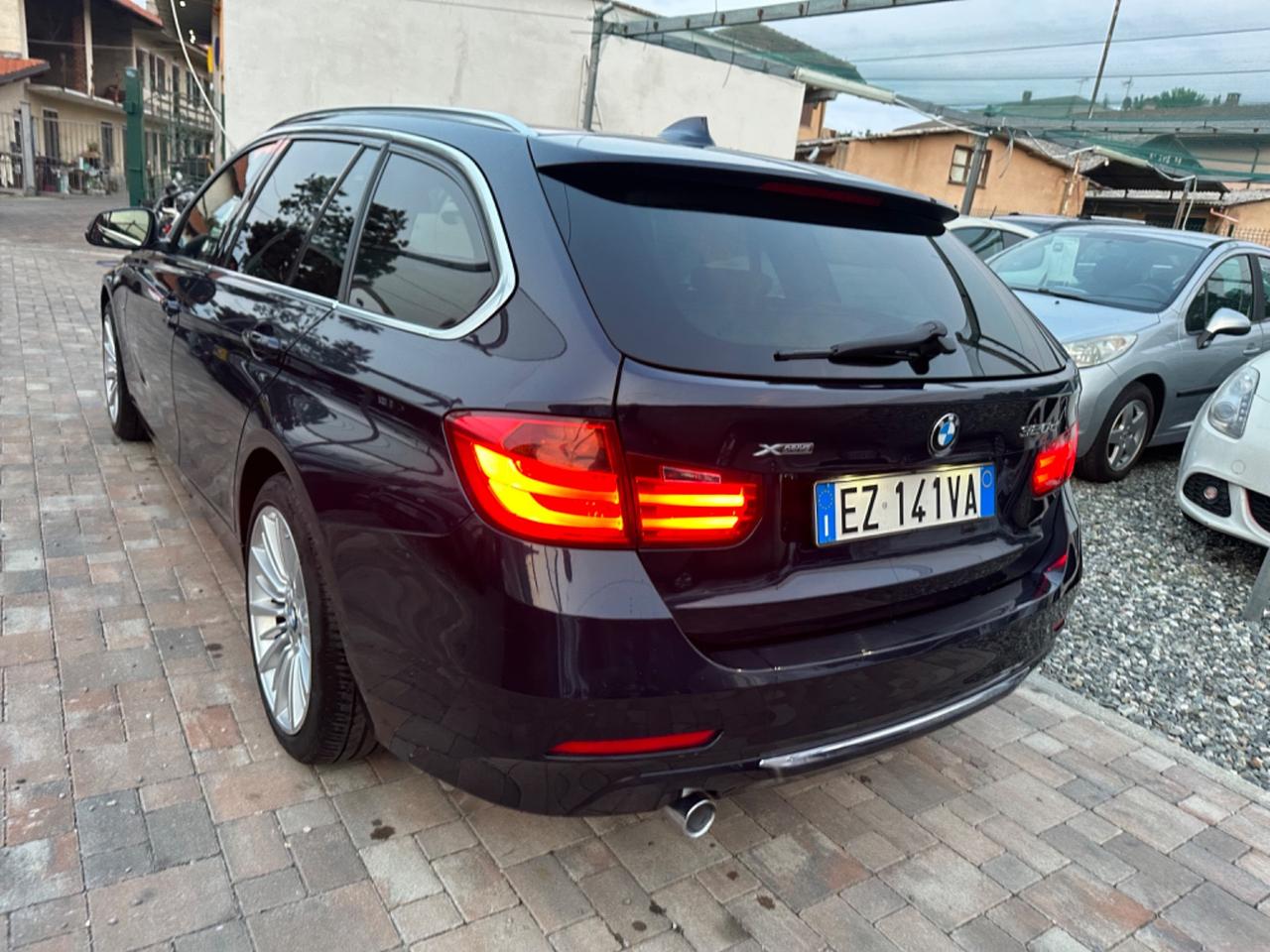 Bmw 320 320d xDrive Touring Luxury