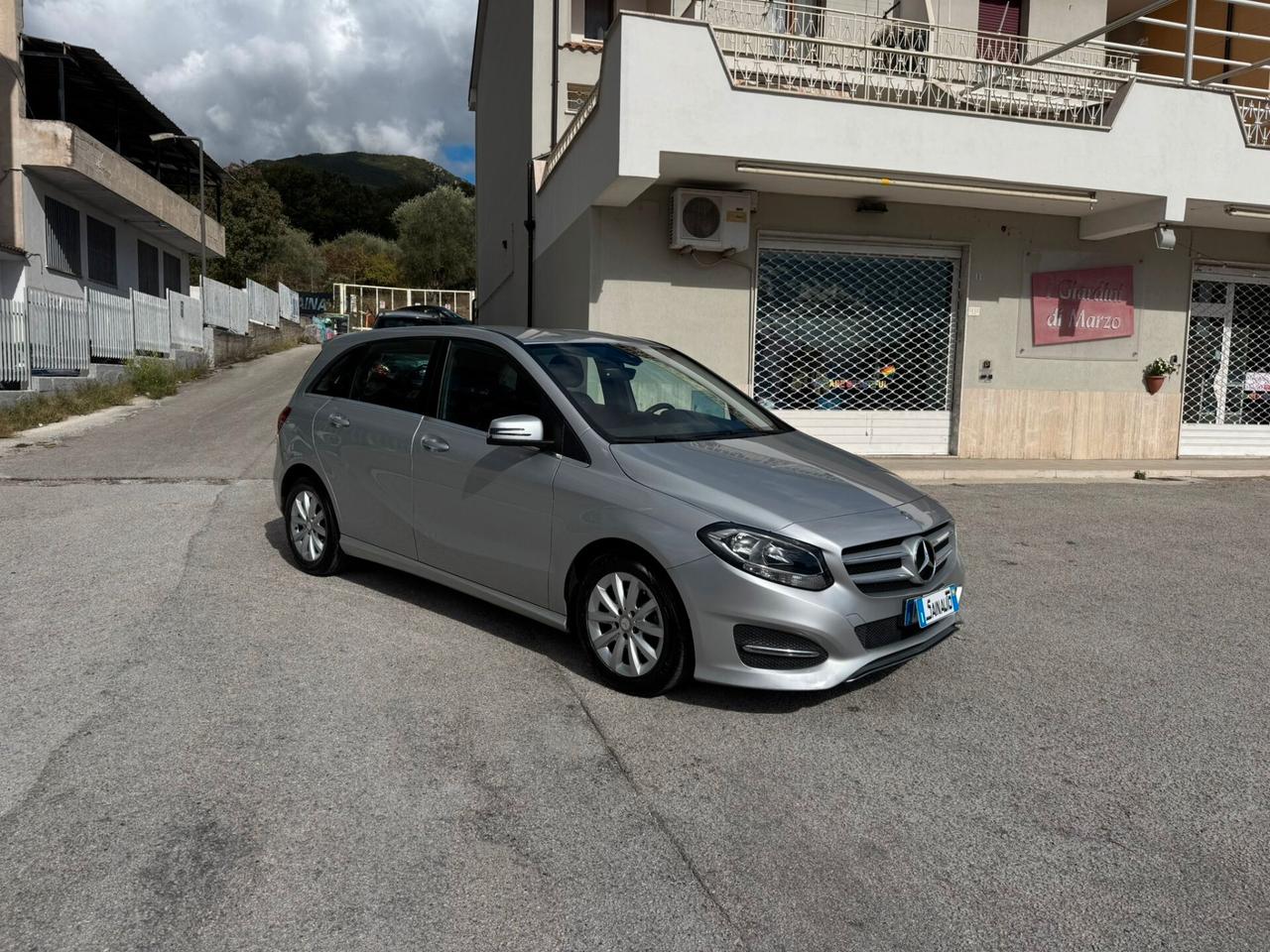 Mercedes-benz B 160 d Premium