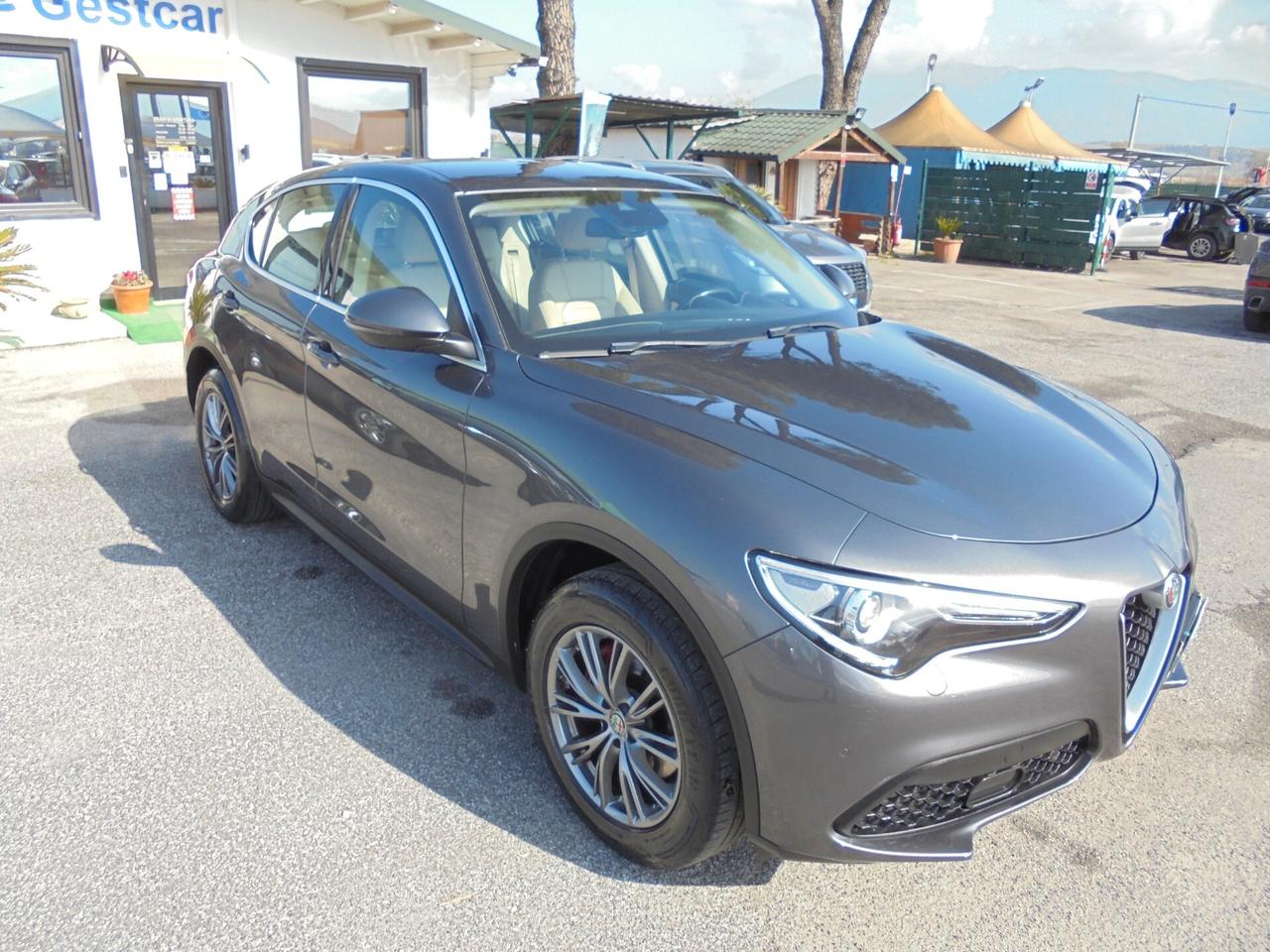 Alfa Romeo Stelvio 2.2 Turbodiesel 210 CV AT8 Q4 Executive