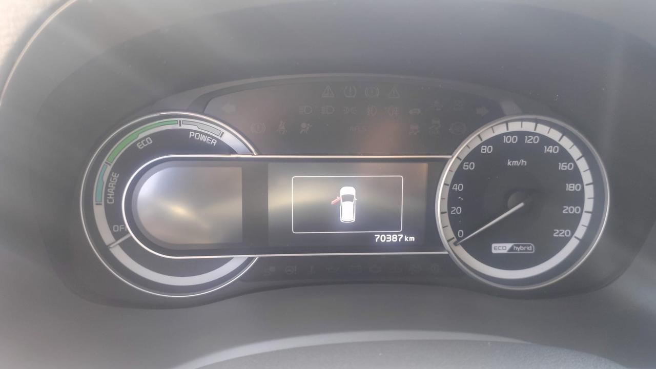 Kia Niro 1.6 GDi DCT HEV Urban