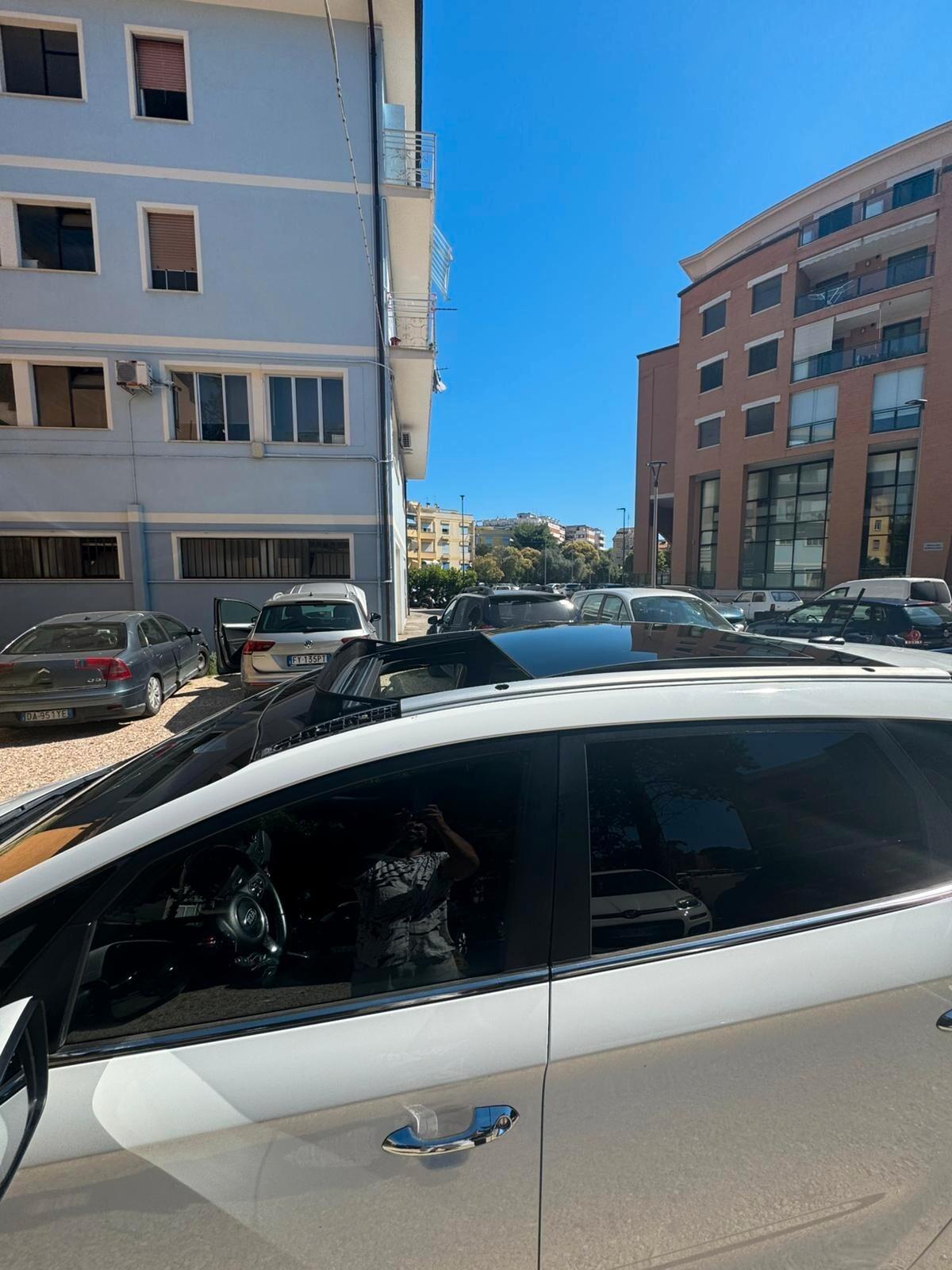 Kia Carens 1.7 CRDi 136 CV Auto Class