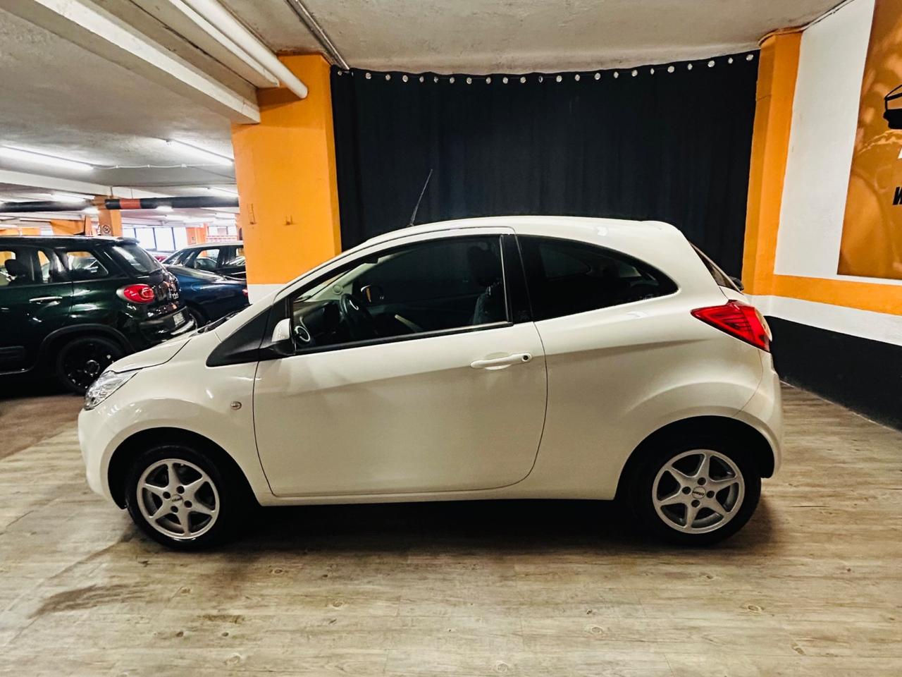 FORD KA 1.2 CON SOLI 32.011 KM IN CONDIZIONI DA VETRINA.