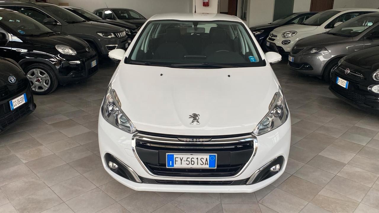 Peugeot 208 PureTech 82 5p. GPL Allure