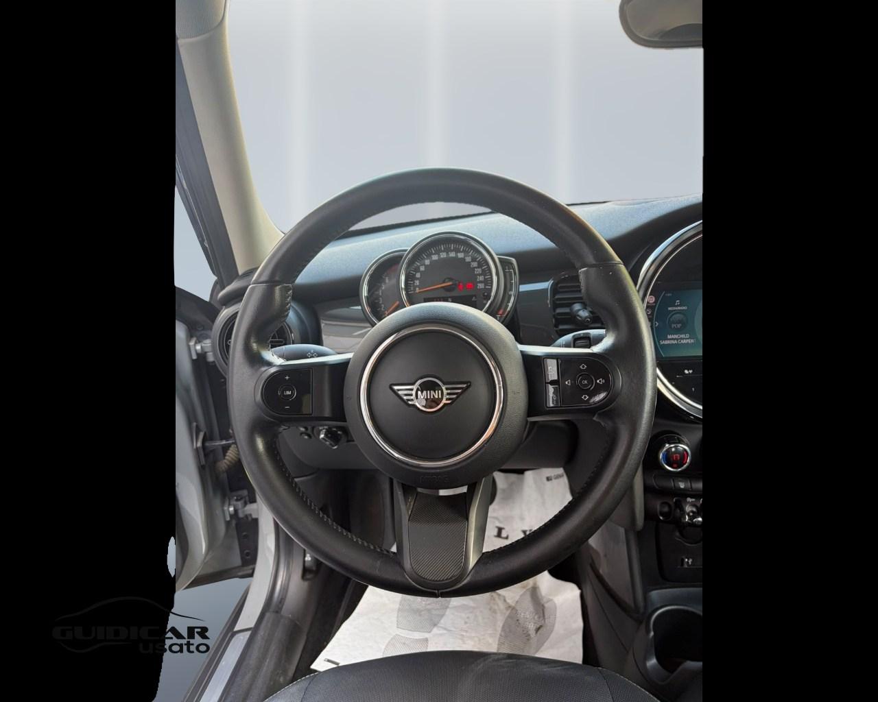 MINI Mini IV F55 2021 5p - Mini 5p 1.5 One Classic 75cv