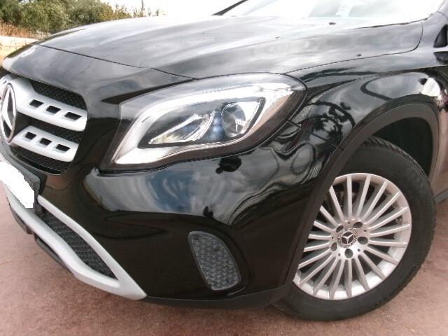 Mercedes-benz GLA 200 d Automatic Premium