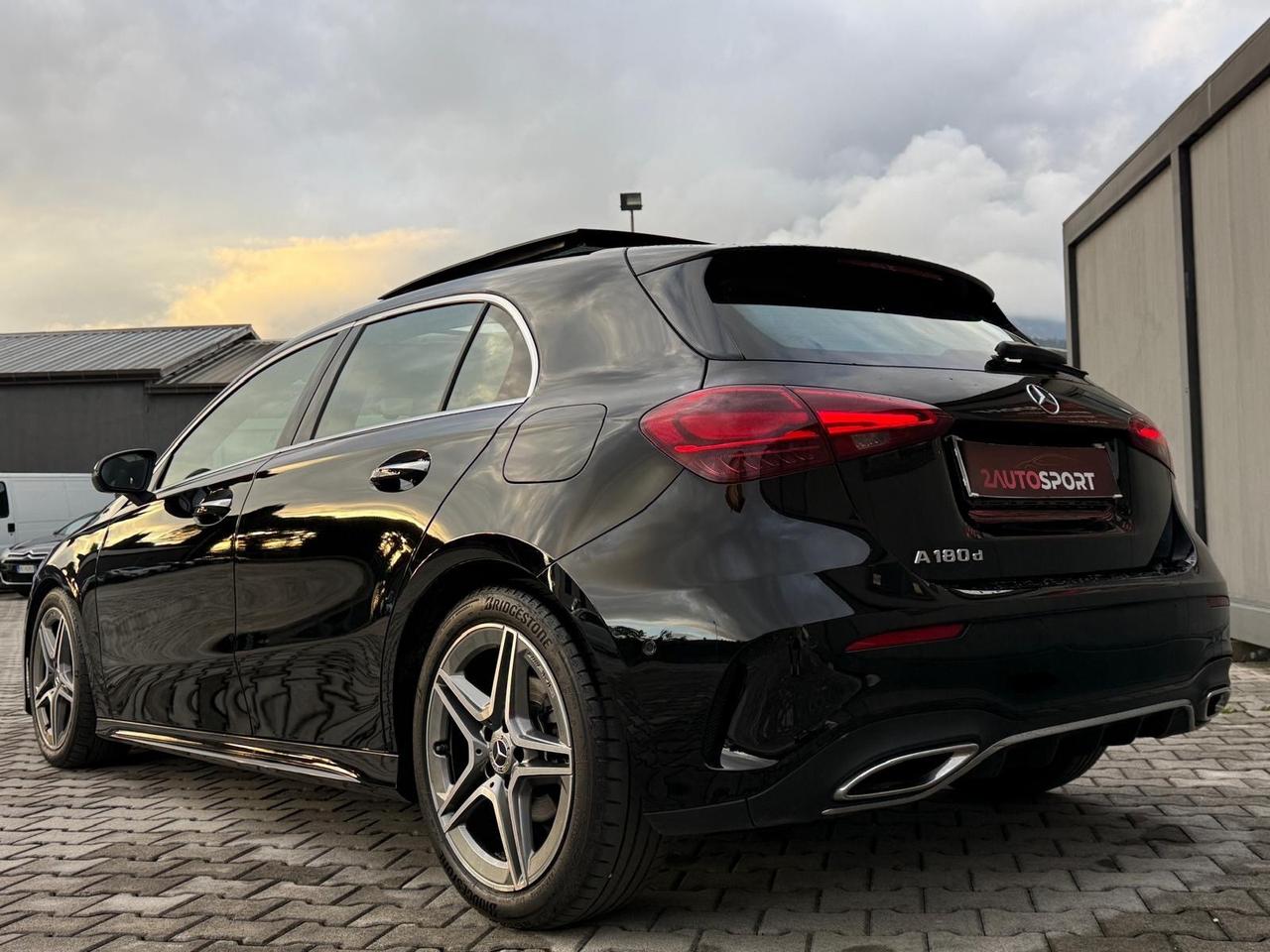 MERCEDES BENZ CLASSE A 180 2024 DIESEL TETTO FULL UNICOPROPRIETARIO TAGLIANDI MERCEDES BENZ