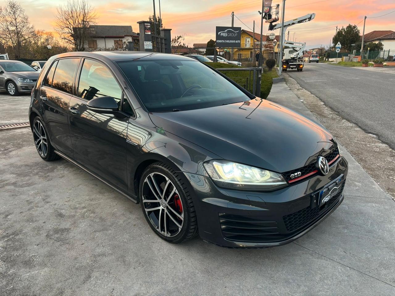 Volkswagen Golf GTD 2.0 TDI DSG 5p. BlueMotion Tec