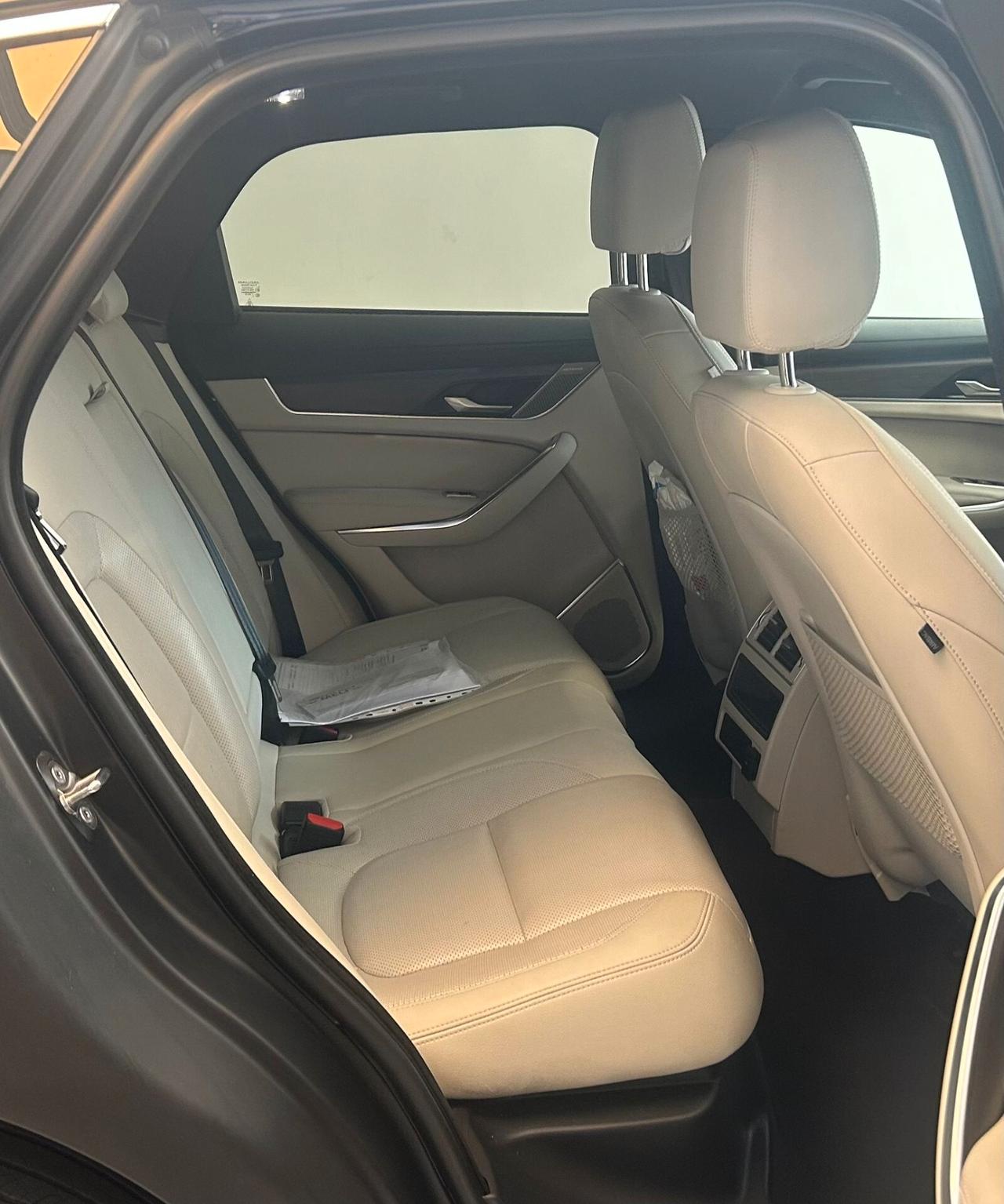 Jaguar F-Pace 2.0 D 163 CV AWD aut. SE