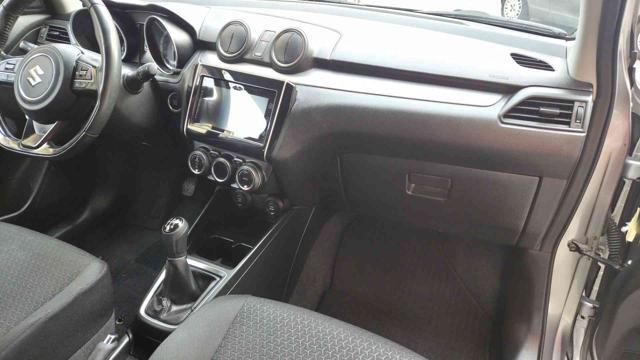 SUZUKI Swift 1.2 Hybrid Top