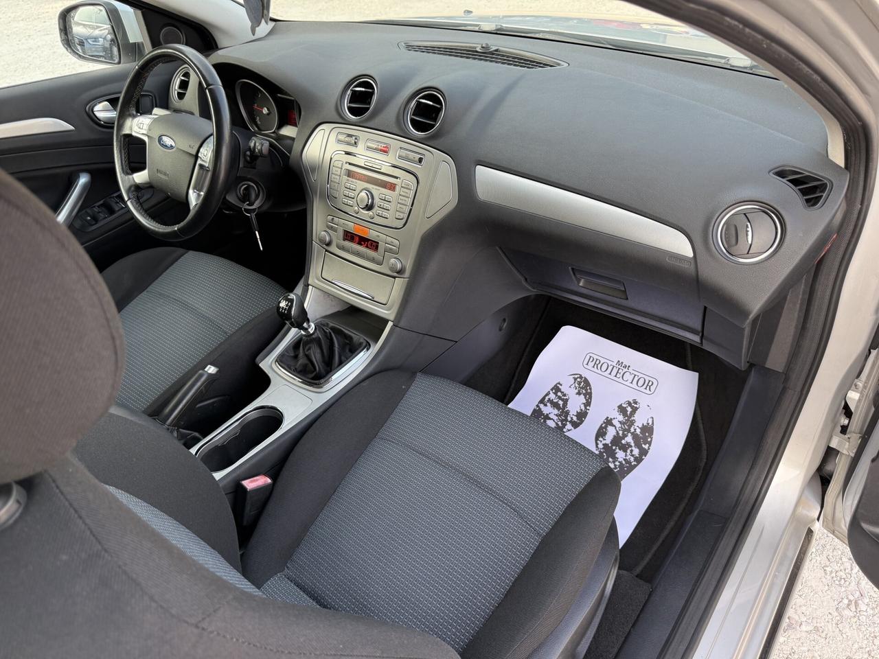 Ford Mondeo 1.8 TDCI UNICO PROP