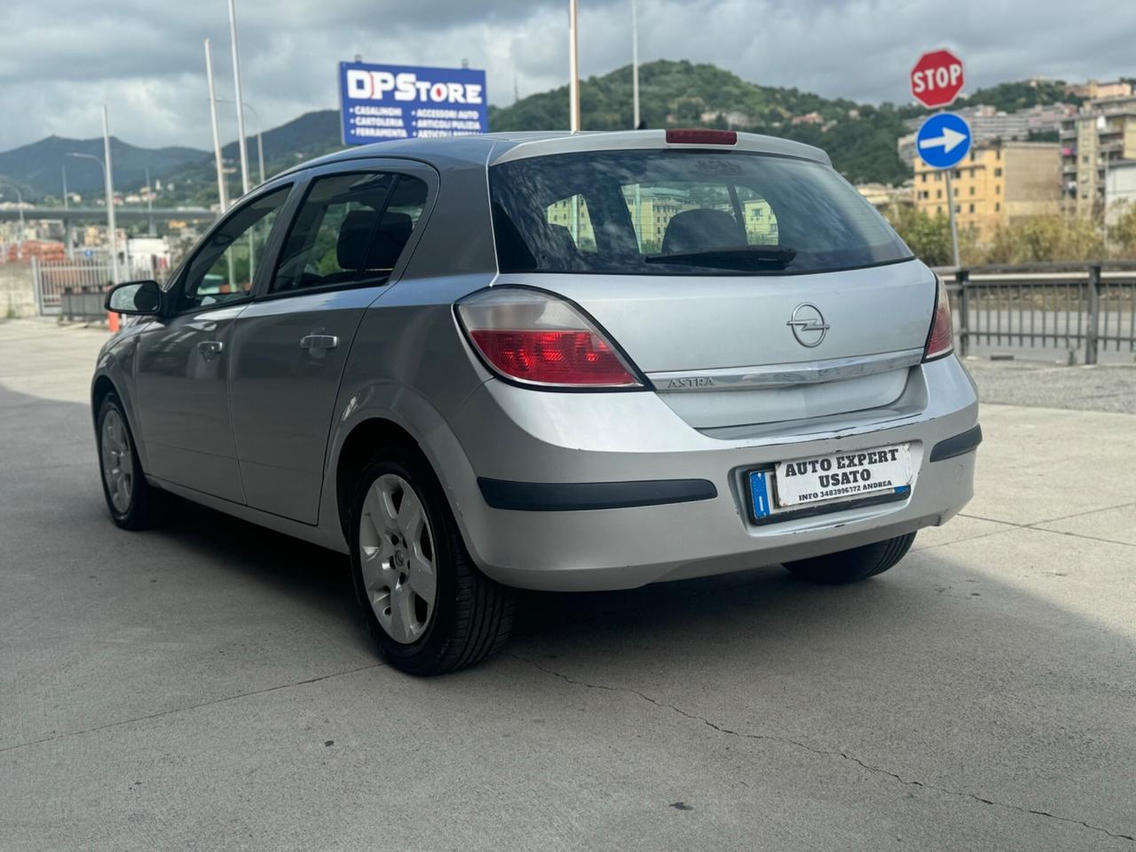 Opel Astra 1.4 16V Twinport 5 porte Enjoy