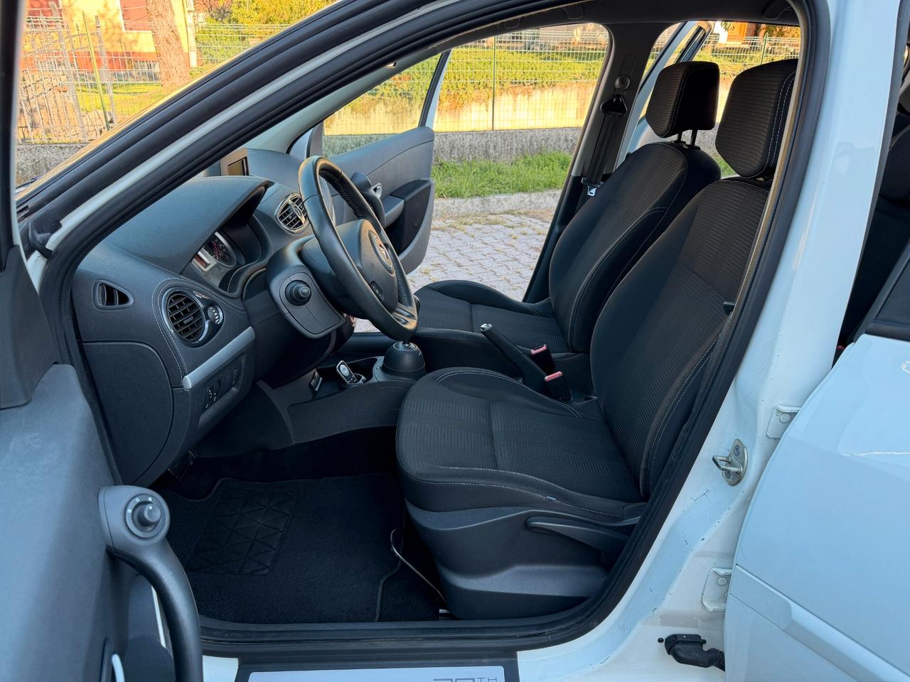 Renault Clio 1.5 dCi Automatica 20th Anniversario