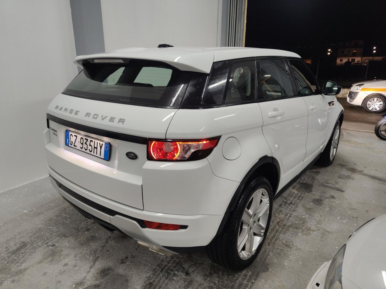 Land Rover Range Evoque 2.2 TD4 5p. Dynamic