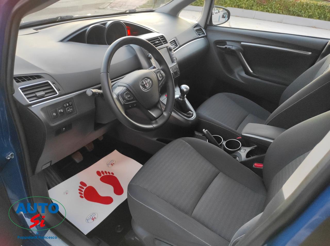 Toyota Verso 1.6 D-4D - 110cv 5 POSTI AUTOCARRO