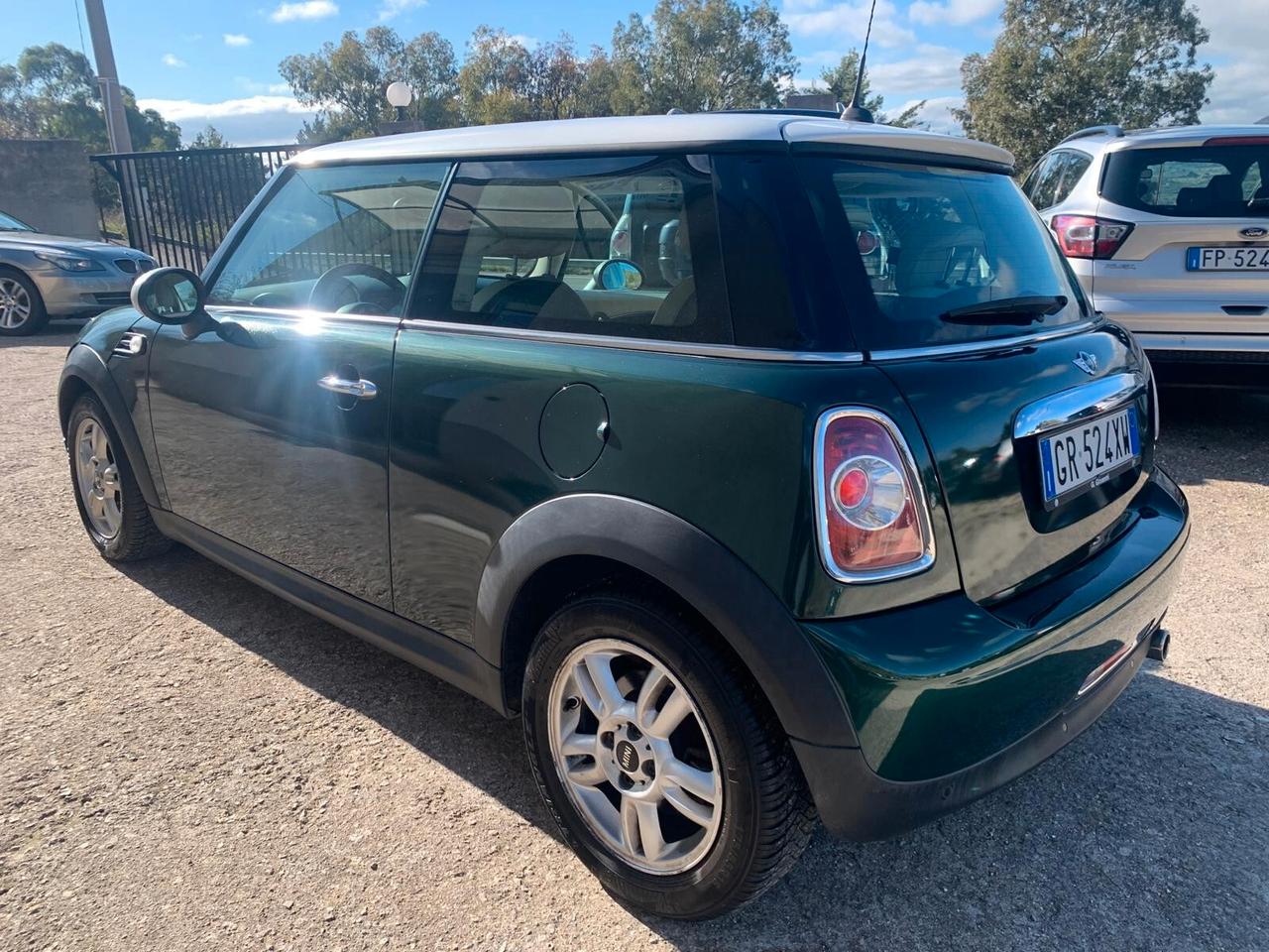 Mini One 1.6 - 2012 ok neopatentati