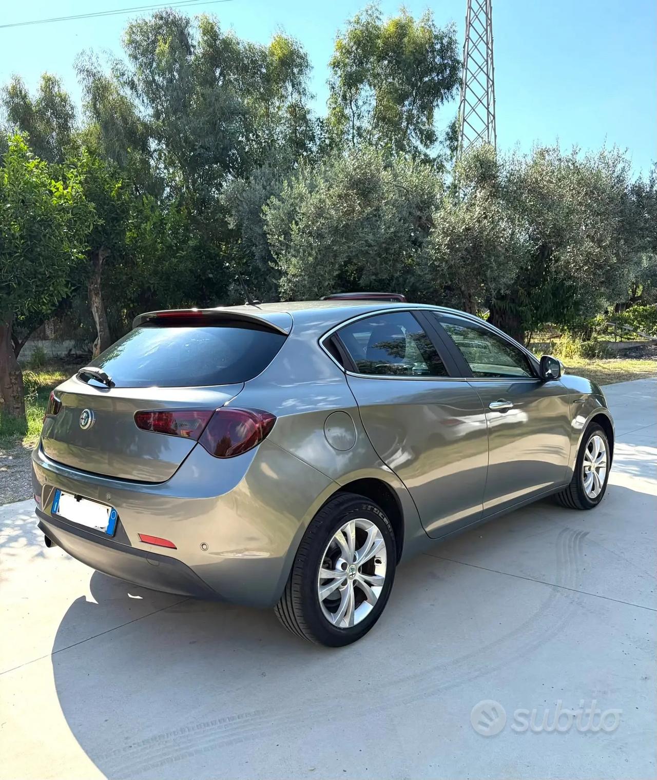 Alfa Romeo Giulietta 1.6 MTJ 105CV FULL BELLA UFF