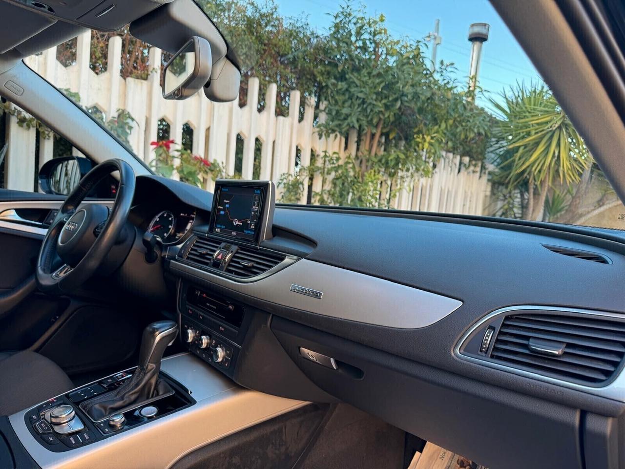 Audi A6 *S-LINE* 2.0TDI 190CV*MATRIX/R19*