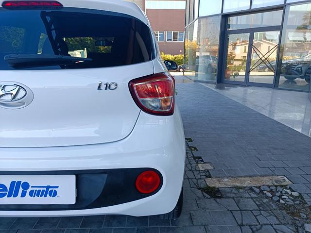HYUNDAI i10 1.0 MPI Tech
