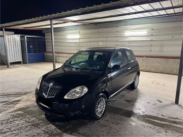 Lancia Ypsilon 1.3 MJT 75 CV Argento Diesel Neopatentati