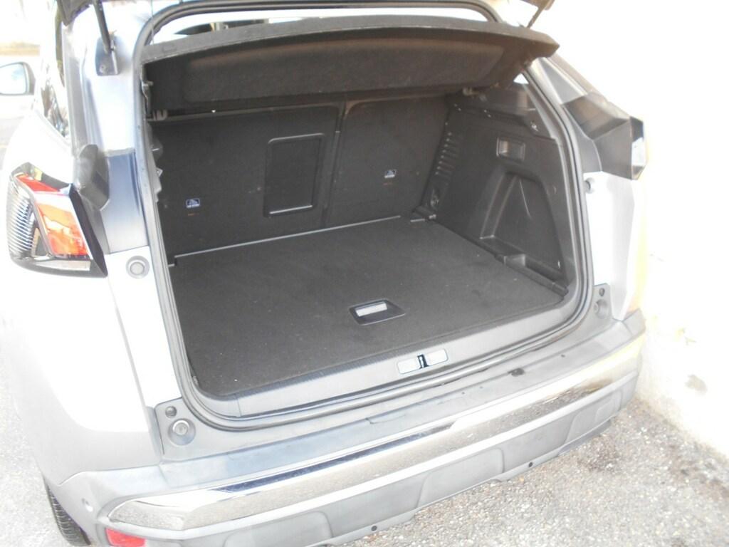 Peugeot 3008 1.5 BlueHDi Allure EAT