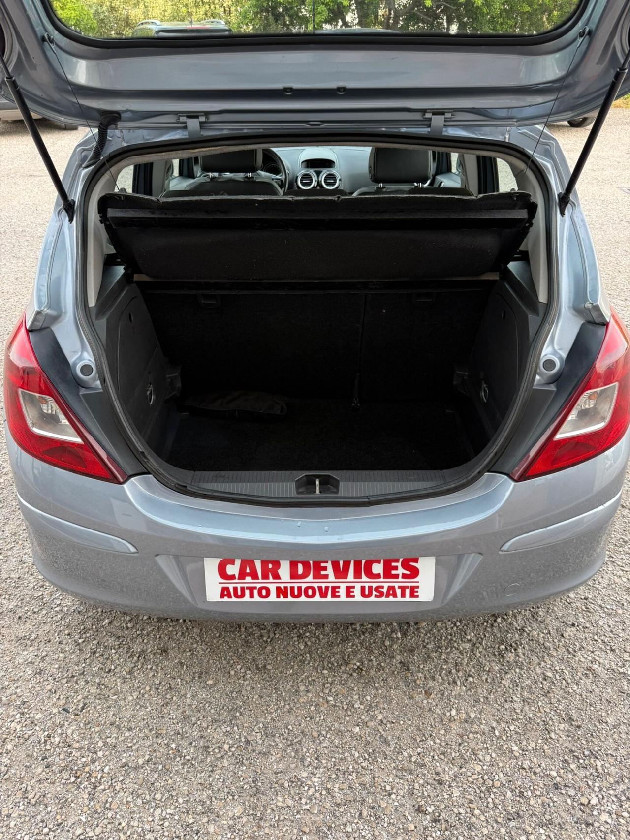 Opel Corsa GPL - GARANZIA - NEOPATENTATI