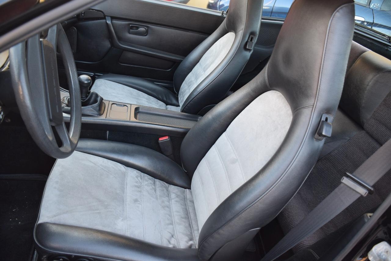 Porsche 944 MONOSPECCHIO ASI 2.5 5M 163CV EPOCA