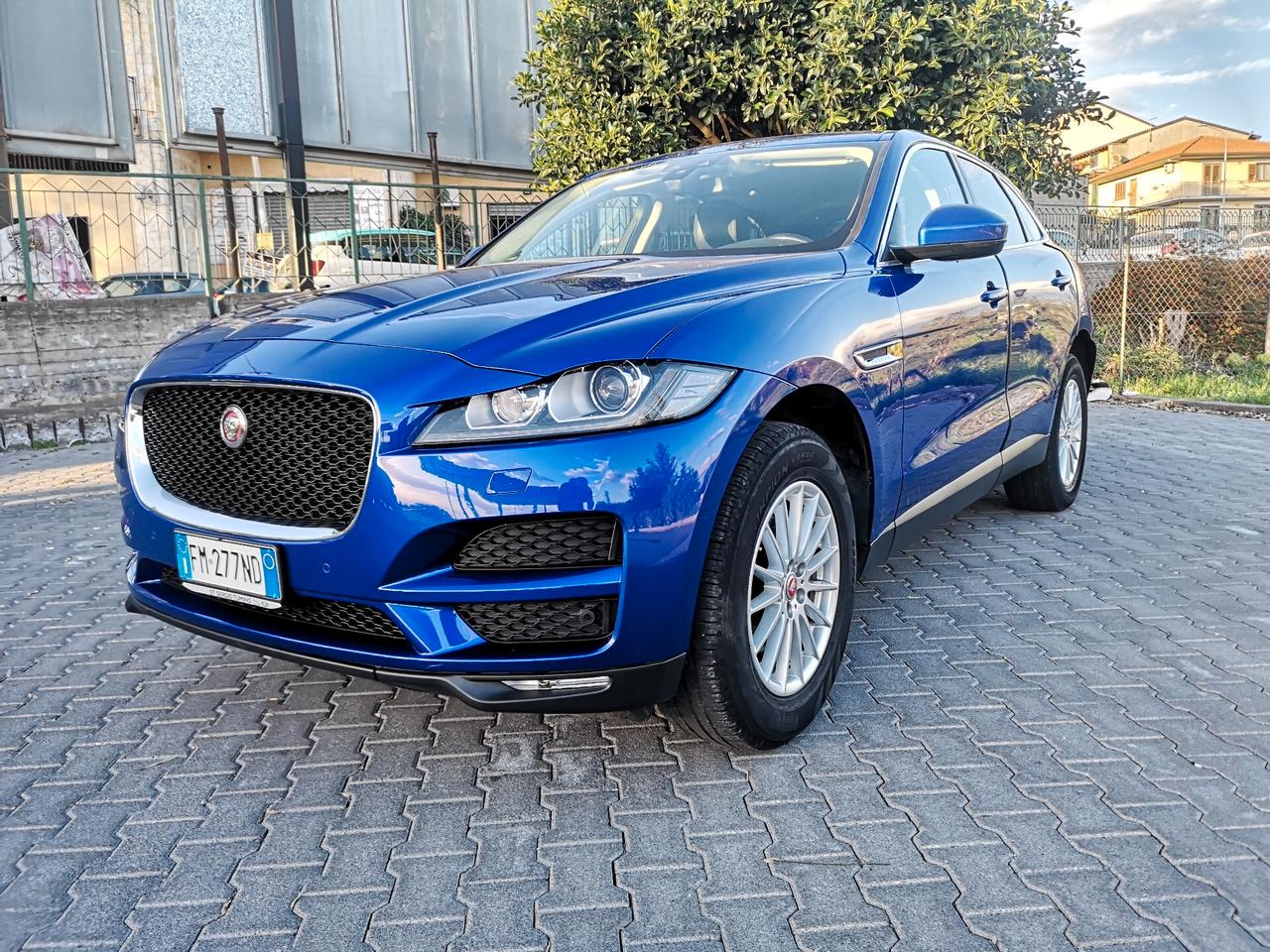 Jaguar F-Pace 2.0 D 163 CV Portfolio