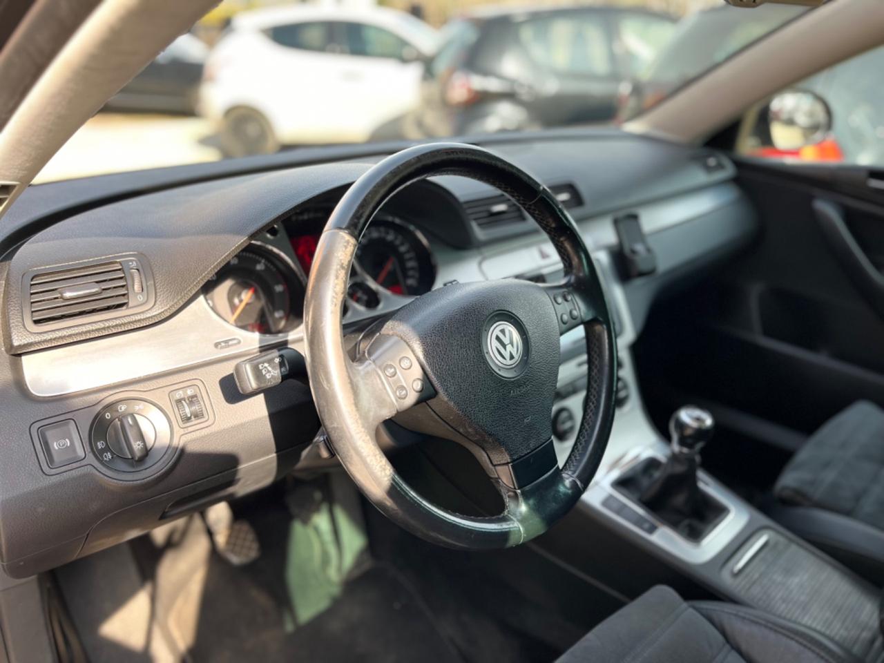 Volkswagen Passat 2.0 TDI DPF Var. Highline