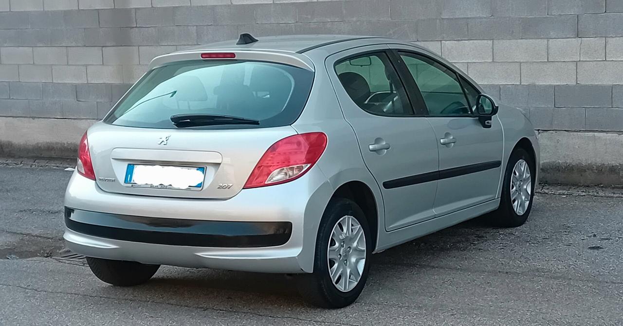 Peugeot 207 1.4 BENZINA2011 NEOP EURO5 TRATTABILE
