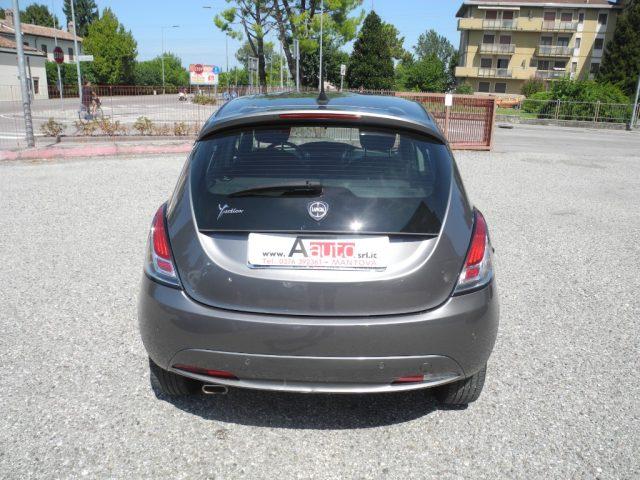 LANCIA Ypsilon 1.0 FireFly 5p. S&S Hybrid Gold - OK NEOPATENTATI