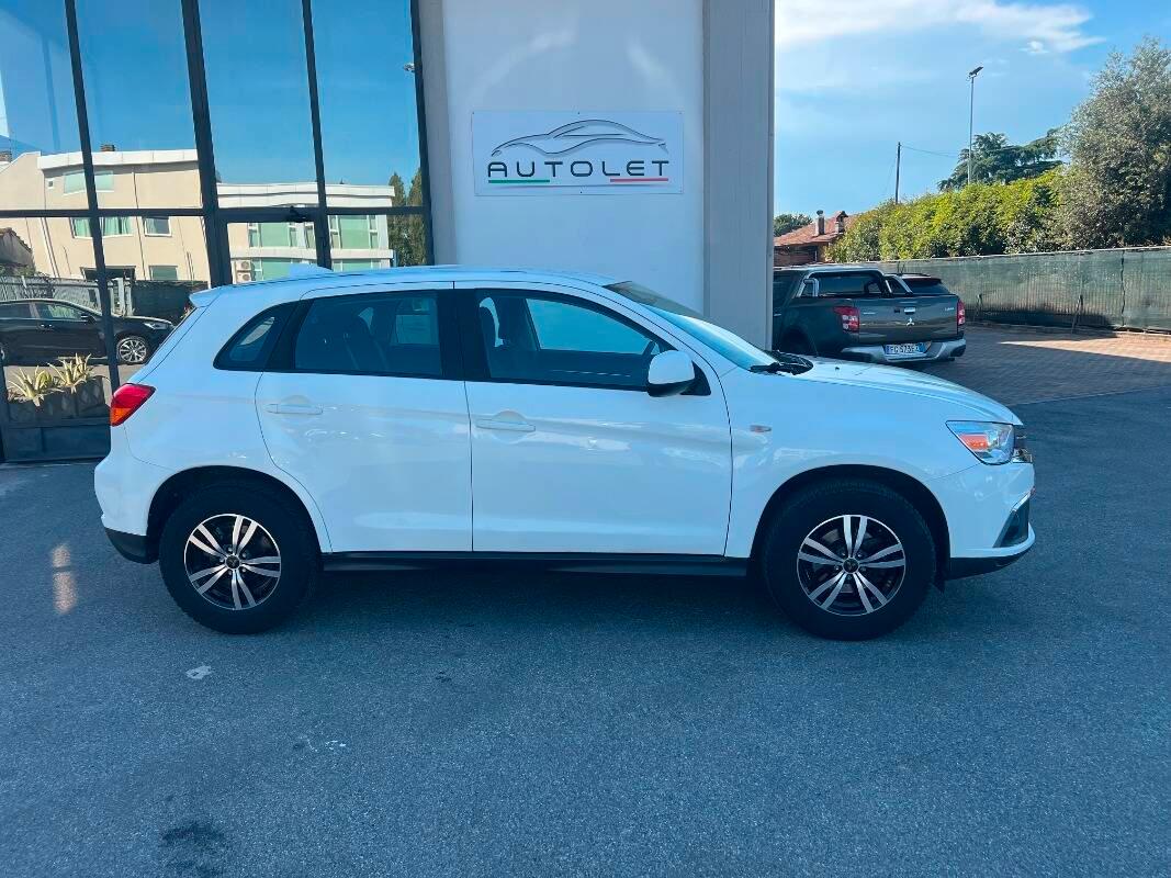 Mitsubishi ASX ASX 1.6 Invite navi 2wd GPL