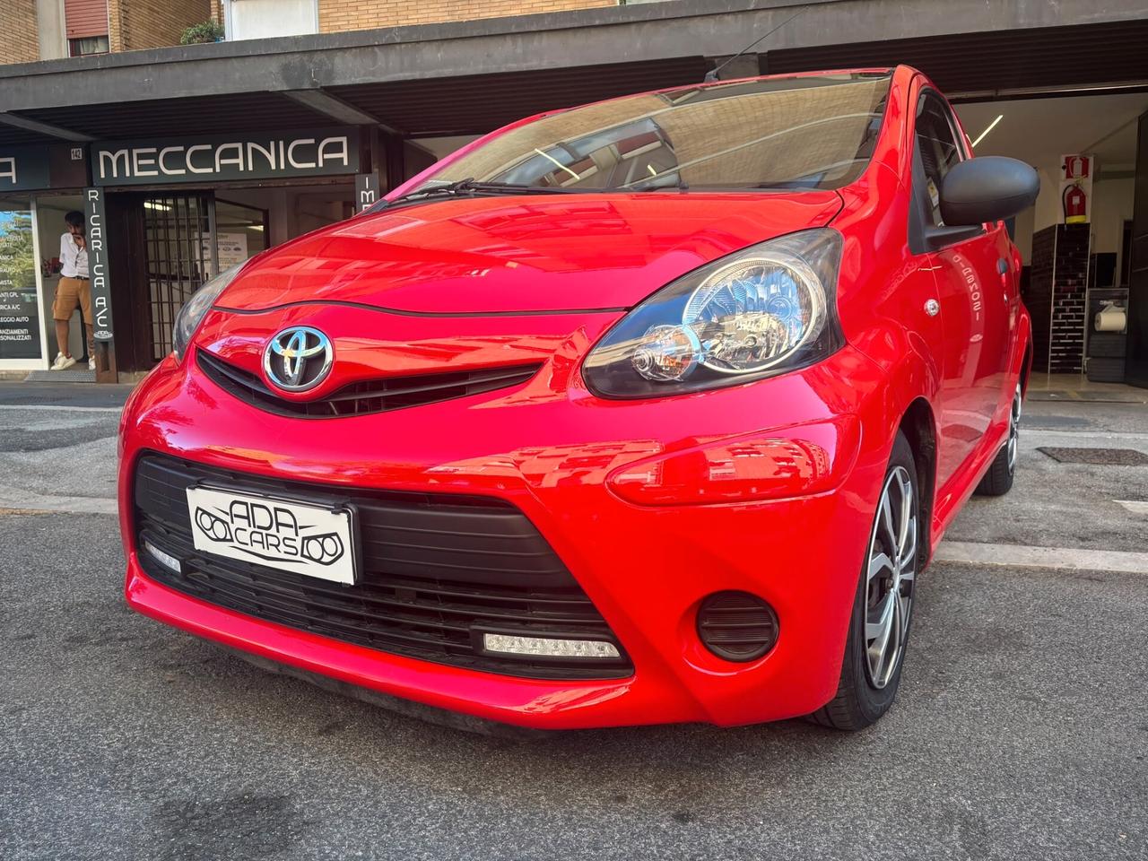 Toyota Aygo 1.0 - PASSAGGIO DI PROPRIETà INCLUSO