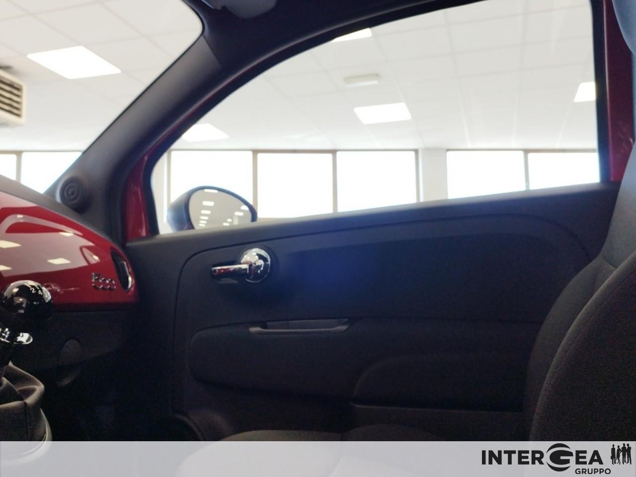 FIAT 500C 1.0 hybrid 70cv