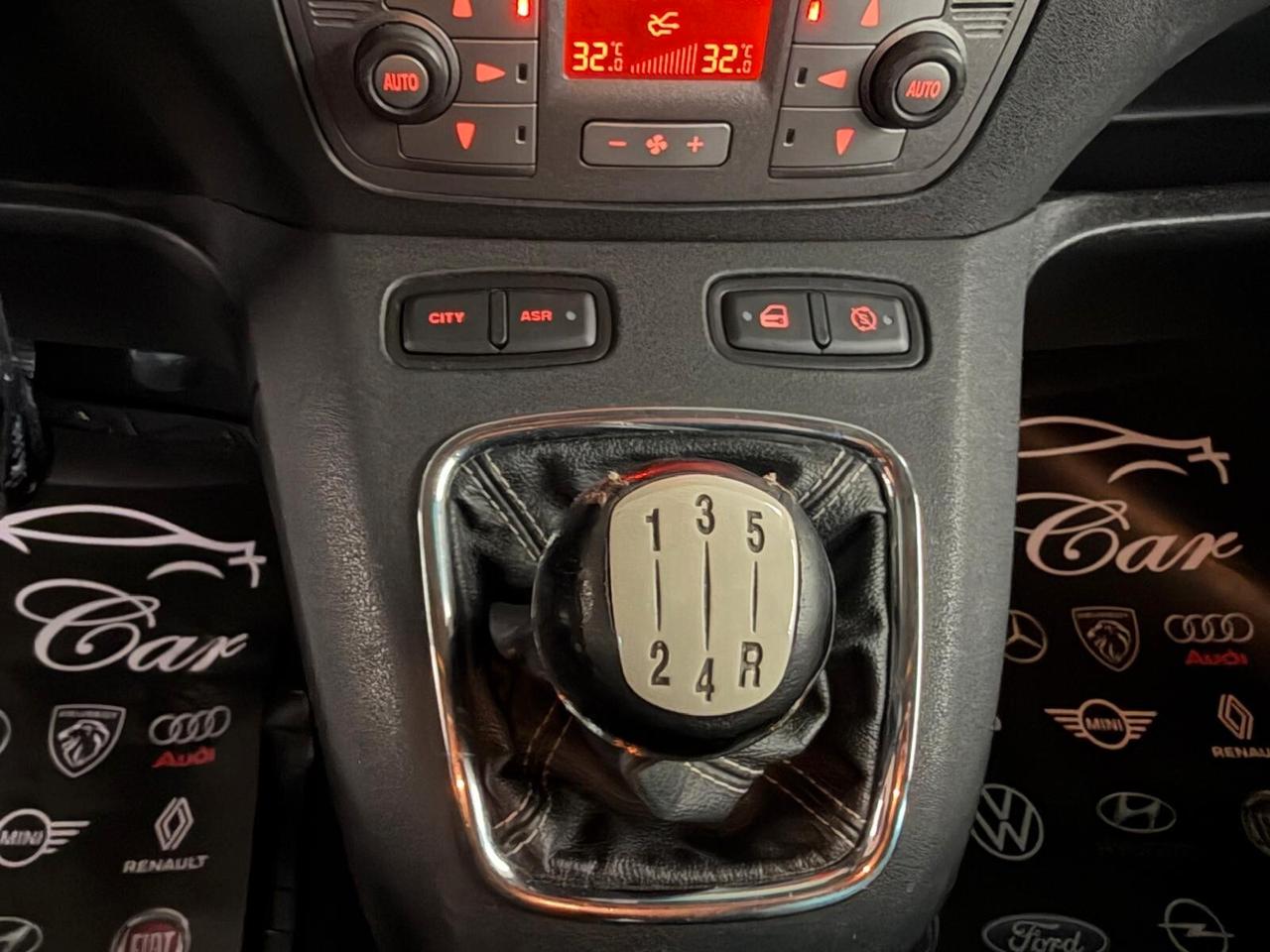 LANCIA MUSA 1.3 MJT 95CV OK NEOPATENTATO ANNO 2012