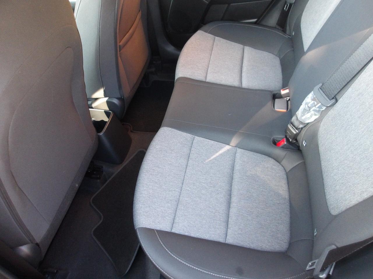 KIA STONIC 1.2 BENZ-KM 18.000-2022