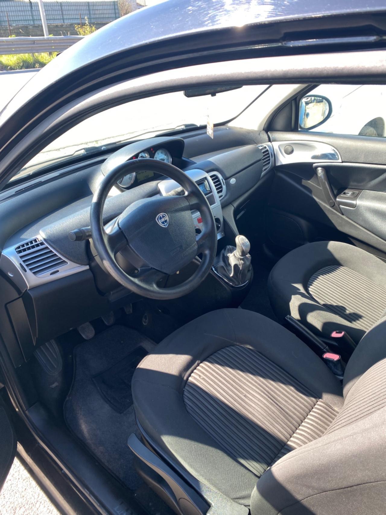 Lancia Ypsilon 1.2 Diva