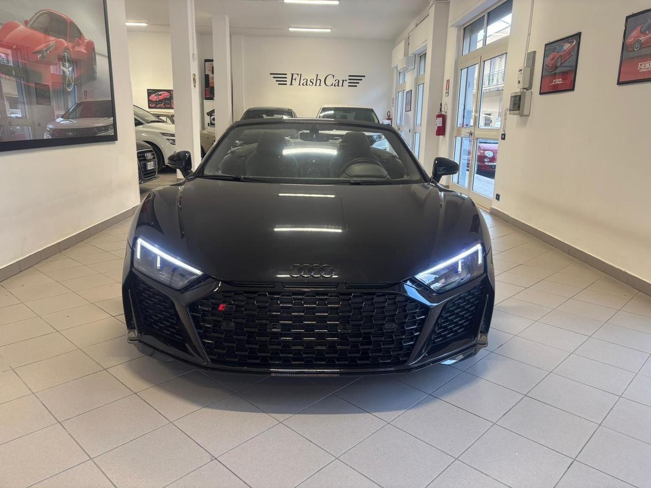 Audi R8 Spyder V10 RWD S tronic