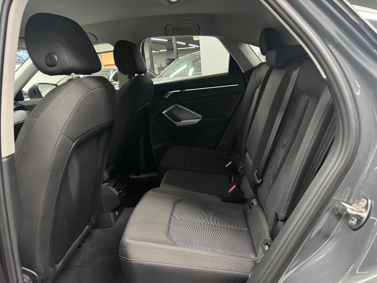 AUDI - Q3 SPORTBACK 35 TDI S tronic Business UNICO PROP/ MATRIX/ CARPLAY