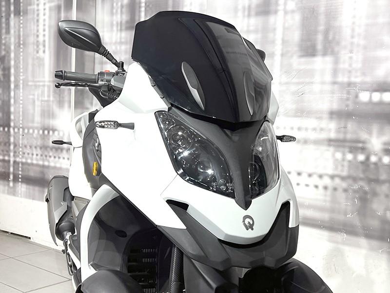 Quadro QV3