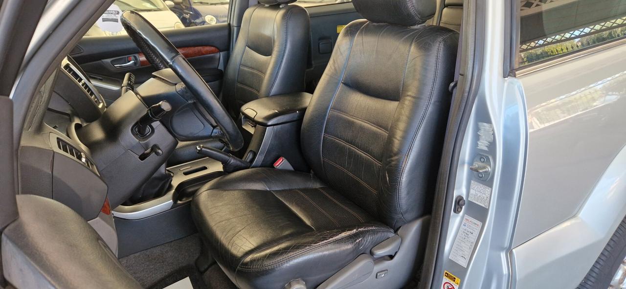 Toyota Land Cruiser 3.0 D-4D 16V cat 3 porte Sol