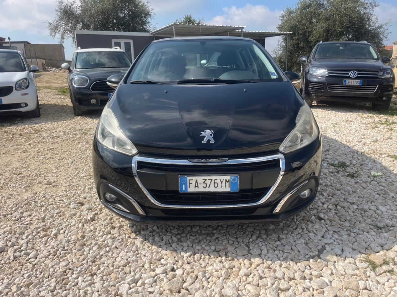Peugeot 208 PureTech 82 5 porte Allure