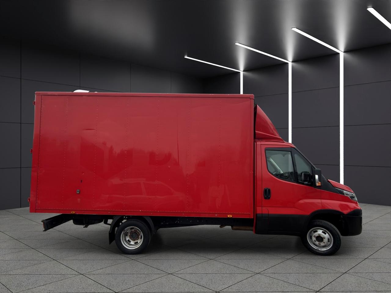 Iveco Daily 35C14B BTor 2.3 HPT PLM-RG Cabinato
